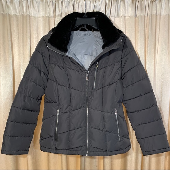 Calvin Klein Puffer jacket. Size Large. Color Gray with black faux fur. - Picture 2 of 13